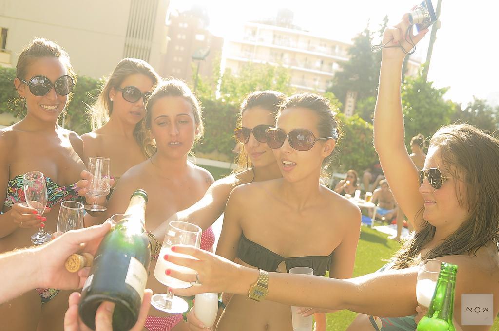 Now Benidorm Apartment Екстериор снимка
